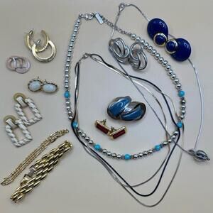 Vintage Post Modern Jewelry Lot Napier + Trifari Designer Signed Pieces